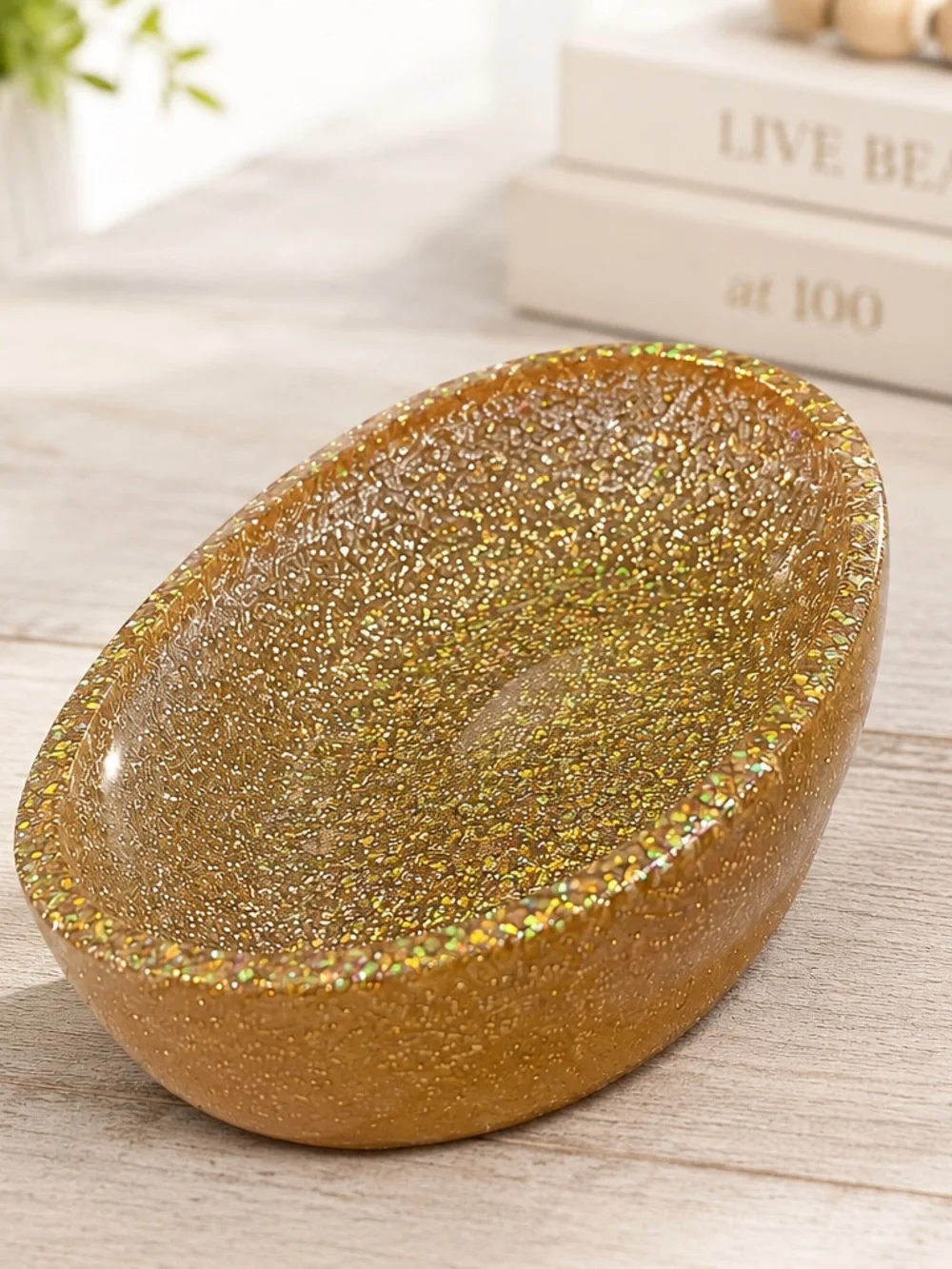 Sparkle Oval Soap Dish with Cream Floral Soaps, Catchall trinket tray